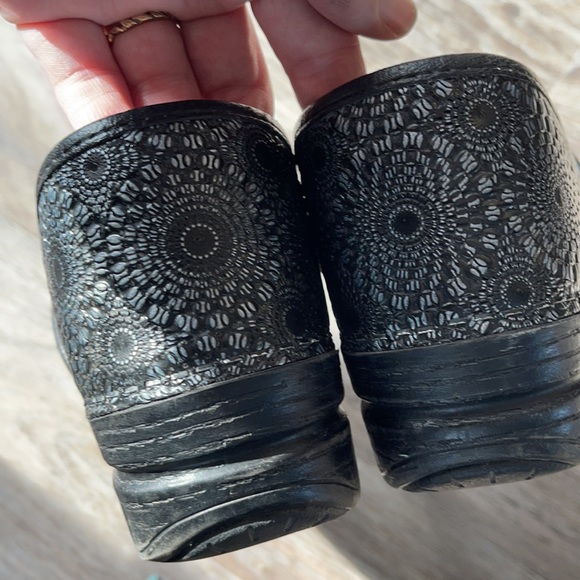 Dansko Clogs Size 37 ( US 6.5-7) - Picture 5 of 16